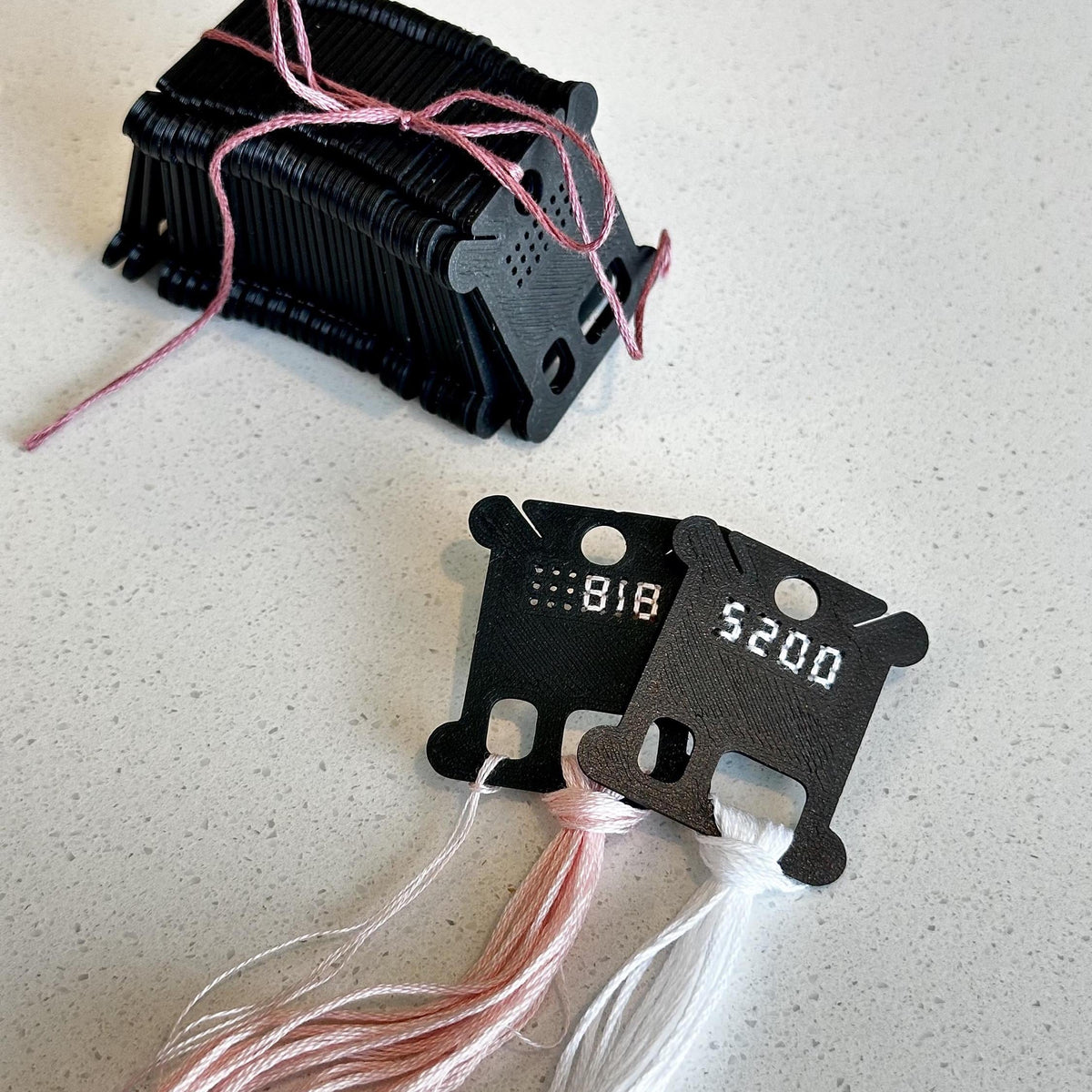 Stitchable Embroidery Floss Drop – 3D Printed Thread Organizer for Cross Stitch
