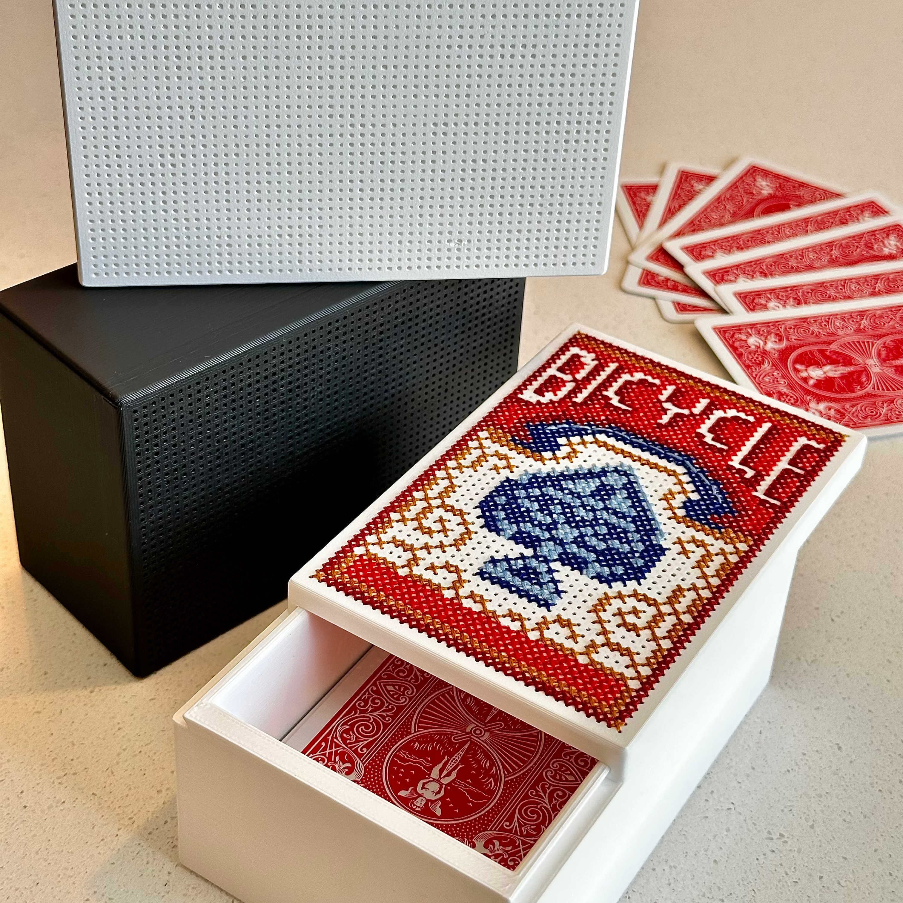 Stitchable Card Deck Travel Box - Cross Stitch