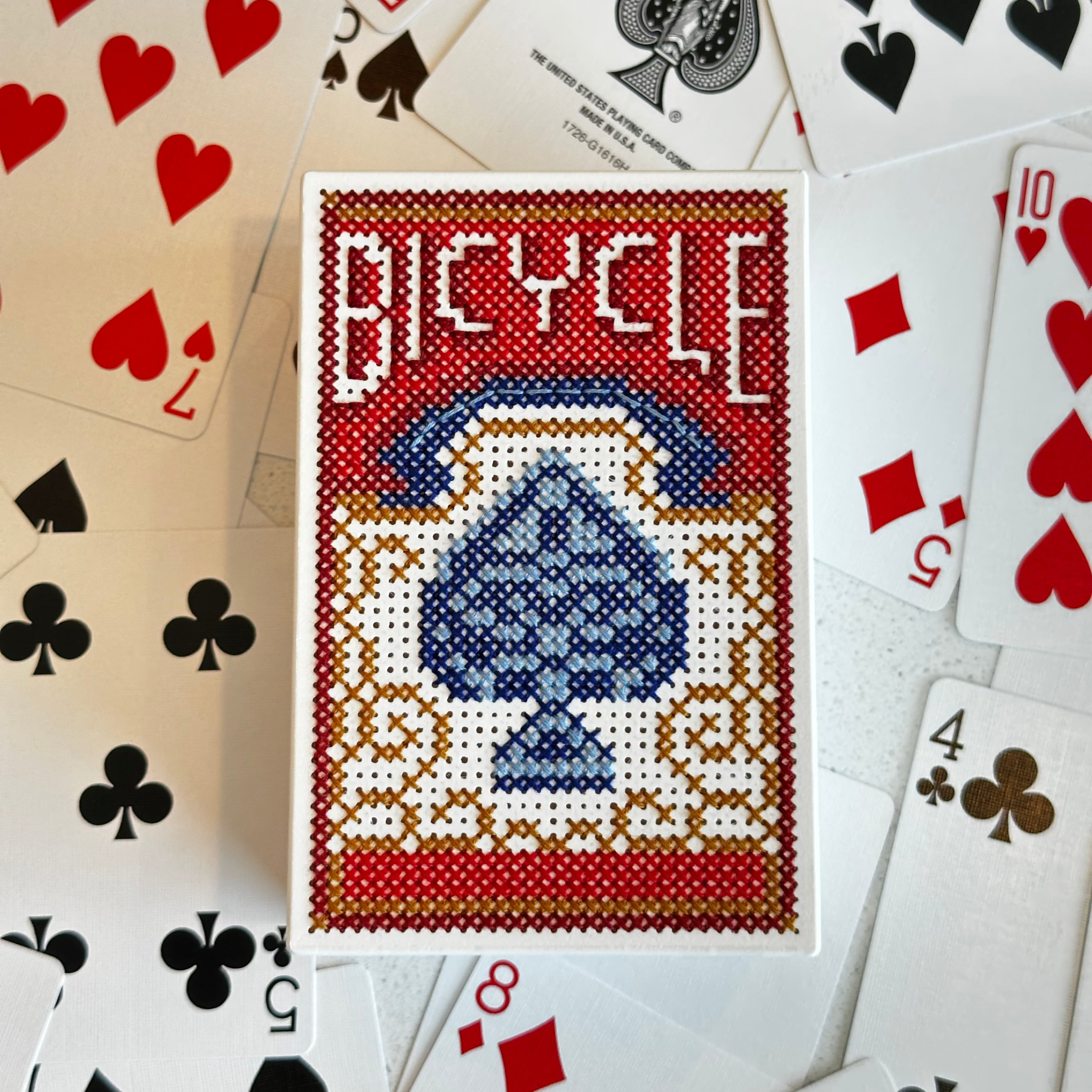 Stitchable Card Deck Travel Box - Cross Stitch