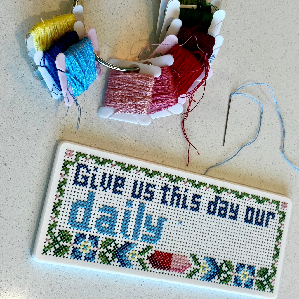 Stitchable Pill Organizer STL File – Commercial Use