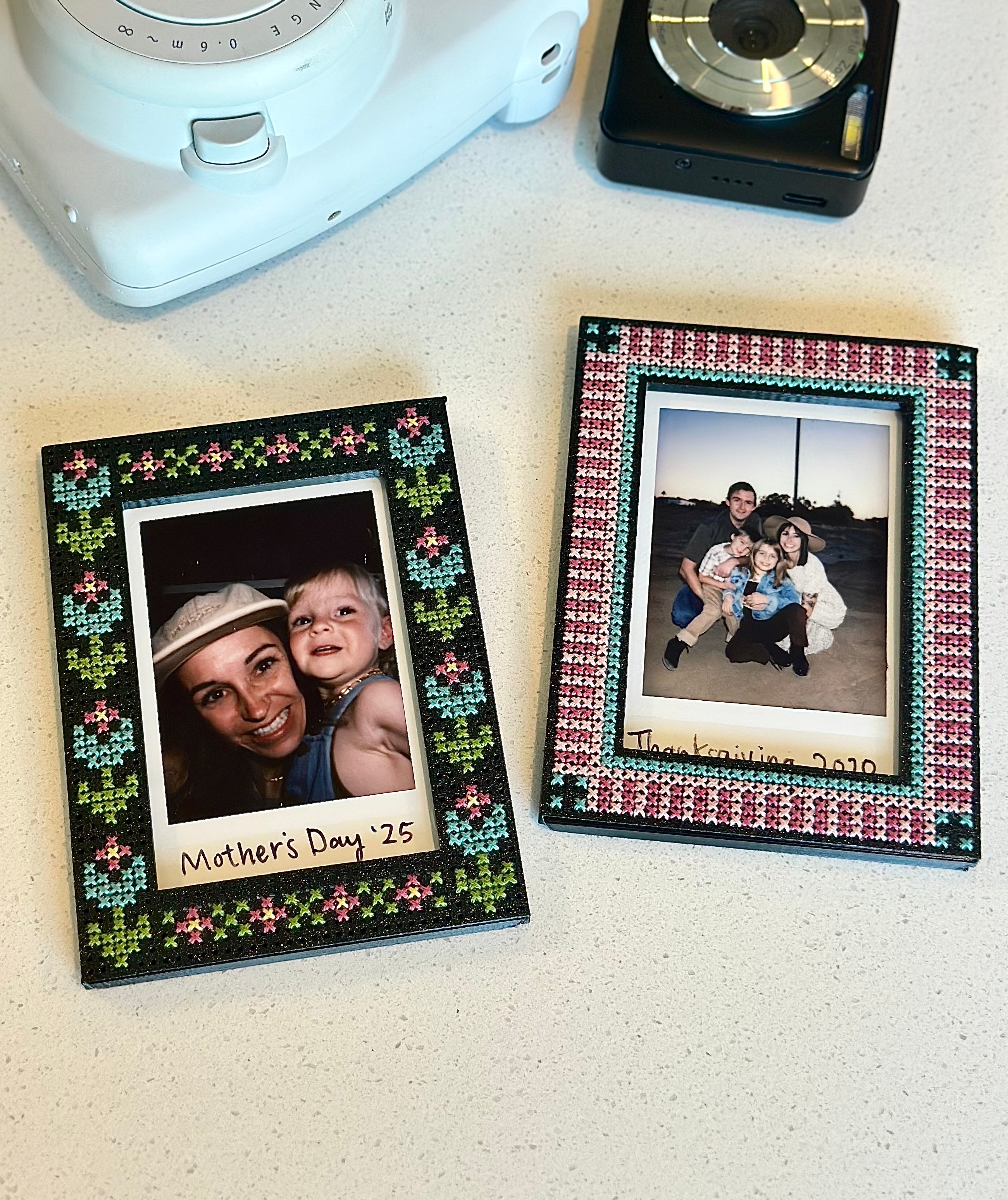 Stitchable Mini Frame - 3D Print Download - Personal Use