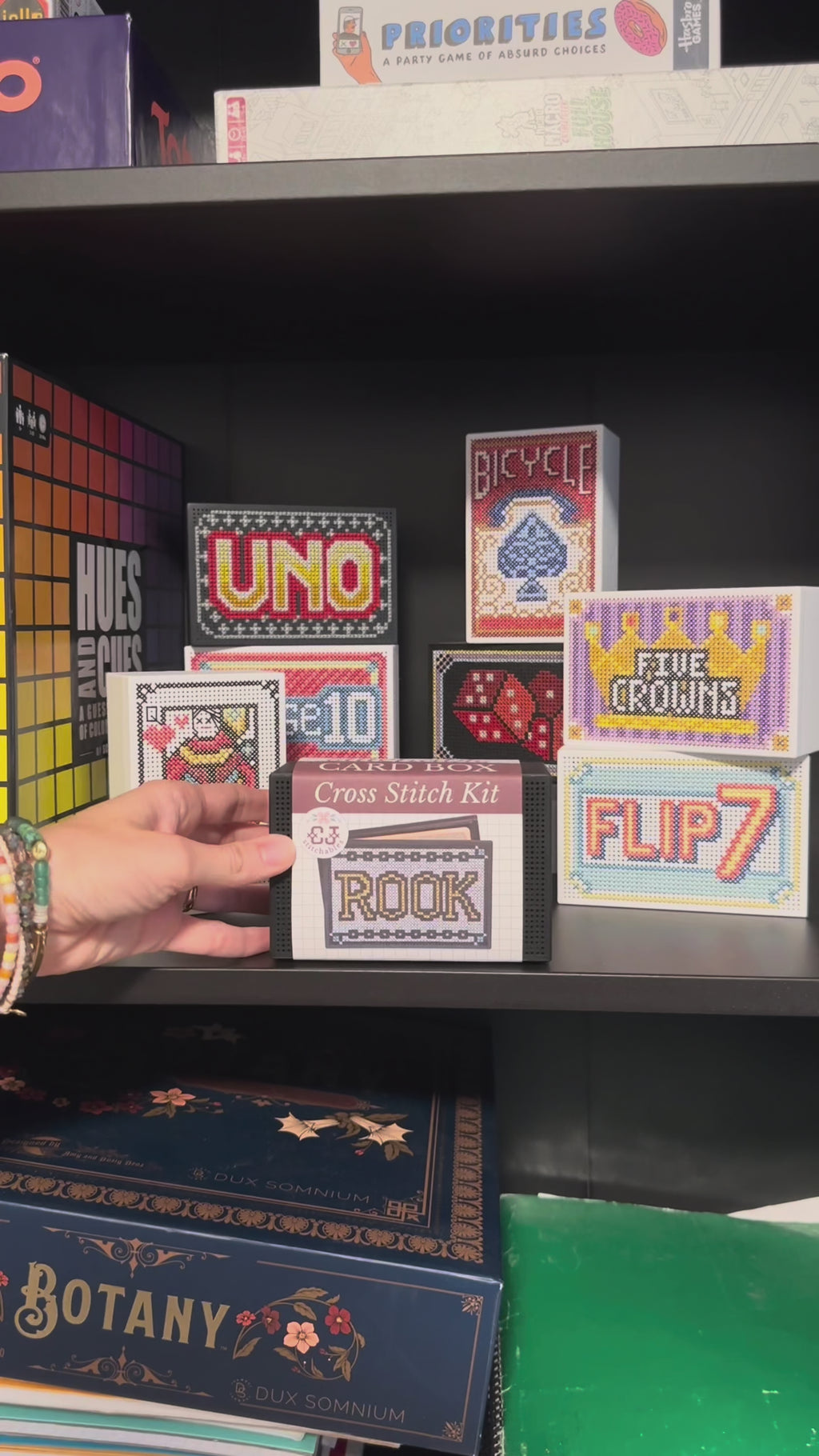 Cross Stitch Kit- Stitchable Card Box- Uno